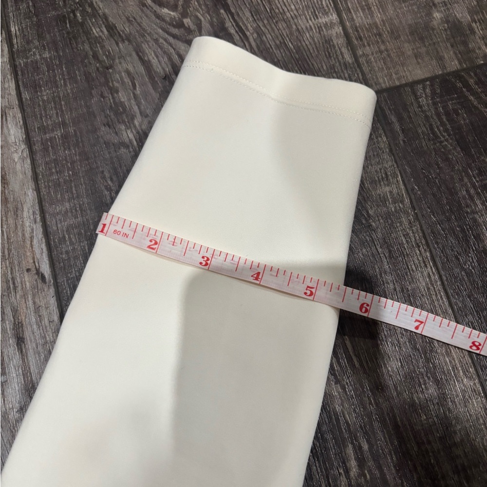 Lululemon Athletica White Pleated Back Blouse - Picture 9 of 12
